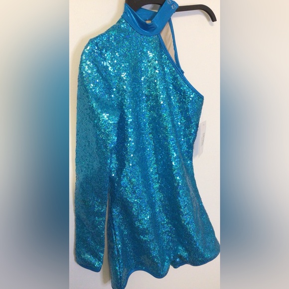 NWT Double platinum sequin sparkle in piece size small.  Missing strap - Picture 7 of 8